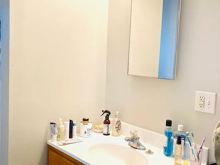 1615 N Sydenham St #3R — Photo 9