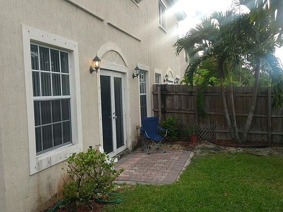 3rd image of 7991 NW 44th Ct