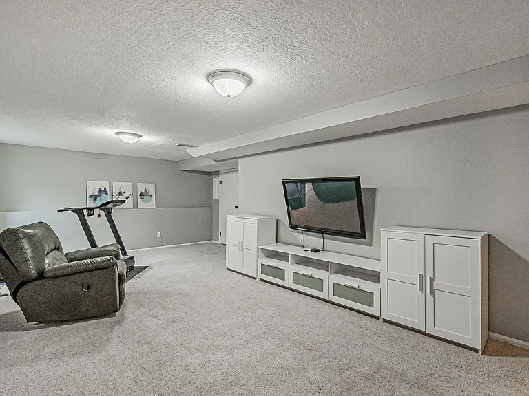 10410 W Jewell Ave #B — Photo 30