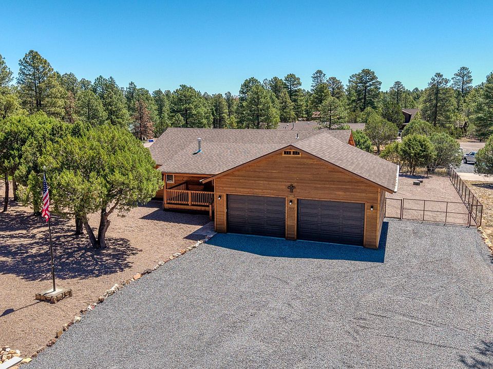 1st image of 2979 Arrowhead Dr