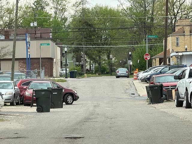 1st image of 1817 Milford Ave