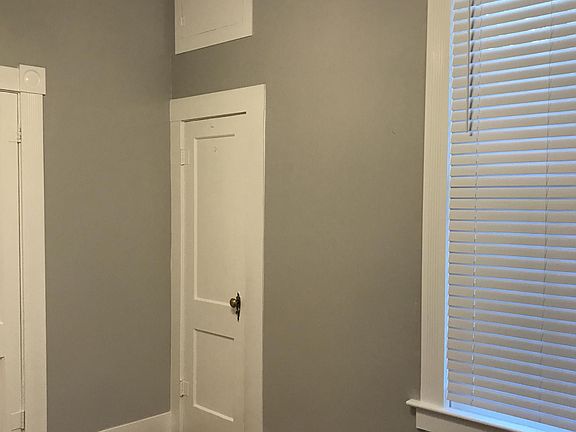 5th image of 323 Adams St APT 2