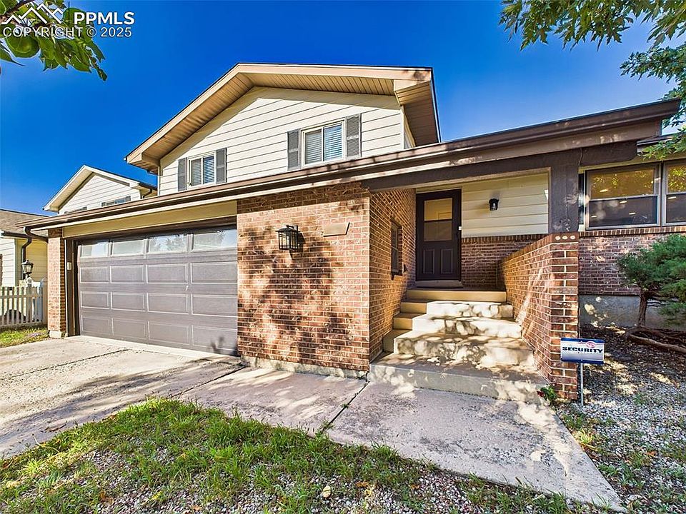 1st image of 5040 Escapardo Way
