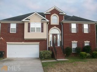 7115 Magnolia Ln, Fairburn, GA 30213