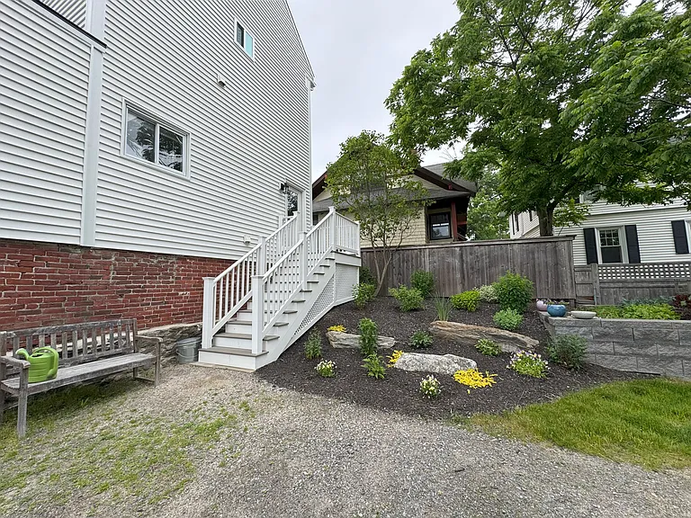 29 Ocean Ave #2 — Photo 19