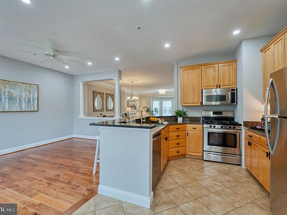 3rd image of 107 Cahill Dr