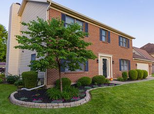 940 Stonehenge Dr, Tipp City, OH 45371