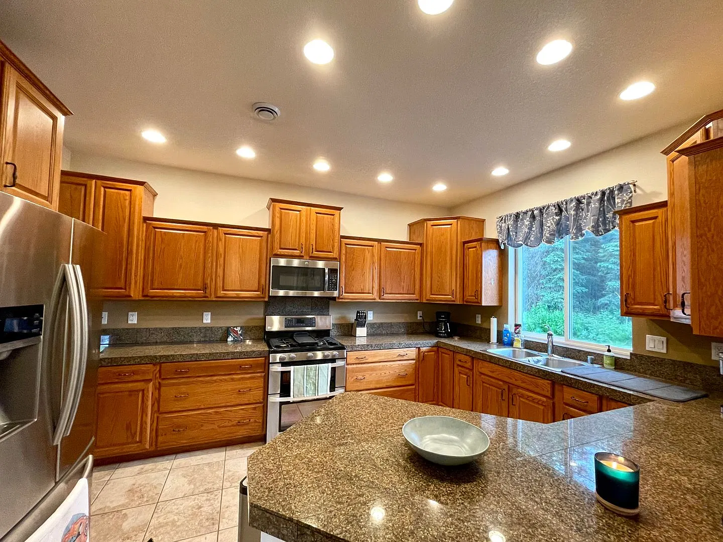 Furnished Seasonal Rental — Photo 2
