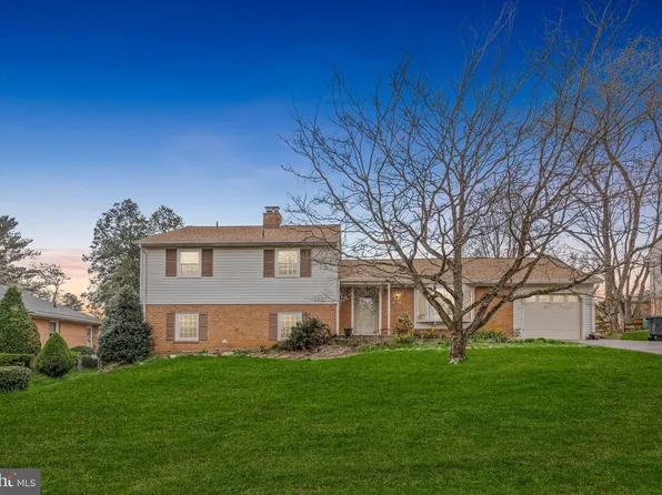 18812 Stoneyhurst St, Olney, MD 20832