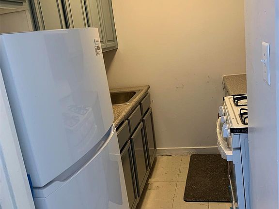 3rd image of 92-29 Lamont Avenue #2