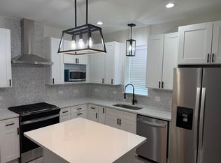 1218 S 59th Ave #2, Cicero, IL 60804