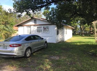 2009 Hollywood Ave, Eustis, FL 32726