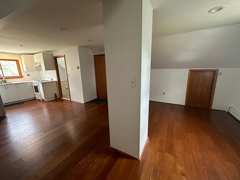 297 Bacon St #3 — Photo 16