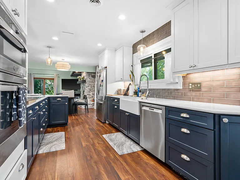 2520 Jodon Ct — Photo 6