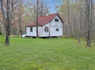 1909 N Shore Rd, La Pointe, WI 54850