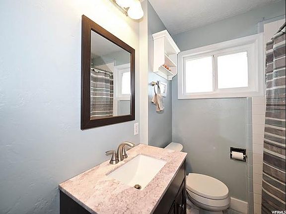 3rd image of 5475 W Maudine Ave