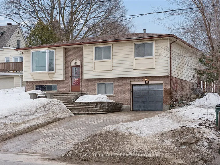 39 Baldwin Ln — Photo 2