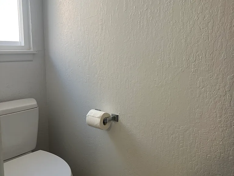 7244 Kuahono St — Photo 17
