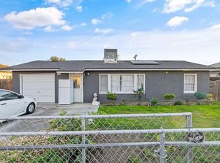 821 Lincoln St, Hanford, CA