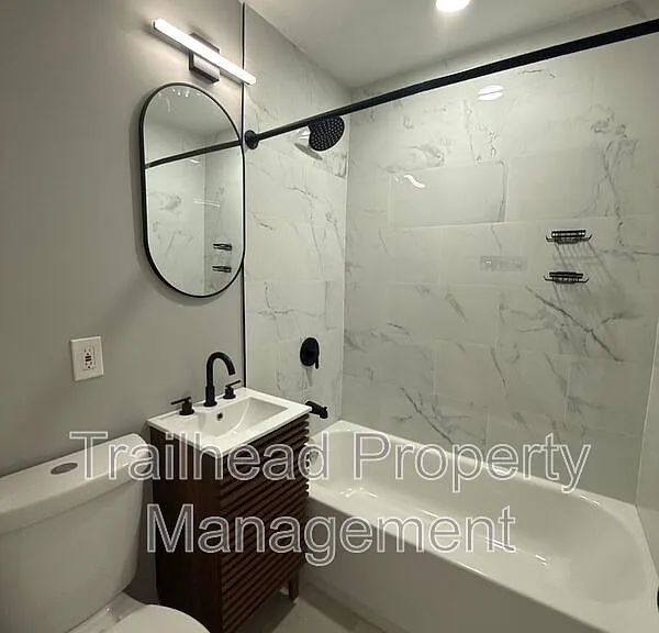 312 E Gregory Blvd #2E — Photo 7