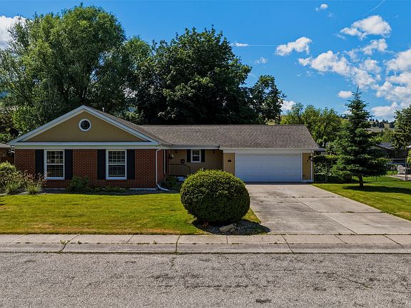 2nd image of 3812 Bellecrest Dr
