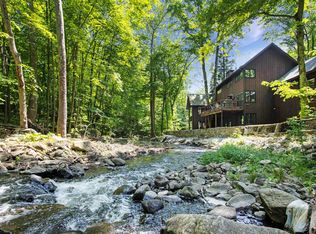 1500 Whitehill Rd, Yorktown Heights, NY 10598