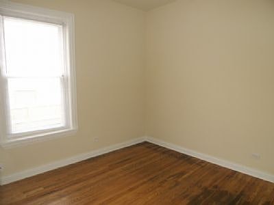 4th image of 1264 W Leland Ave #1