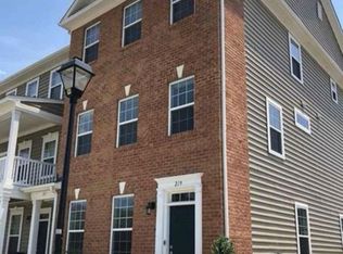 219 Waterside Dr, Hampton, VA 23666