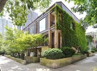 235 W Eugenie St #G8, Chicago, IL 60614