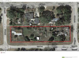 518 S Market St, Flatonia, TX 78941