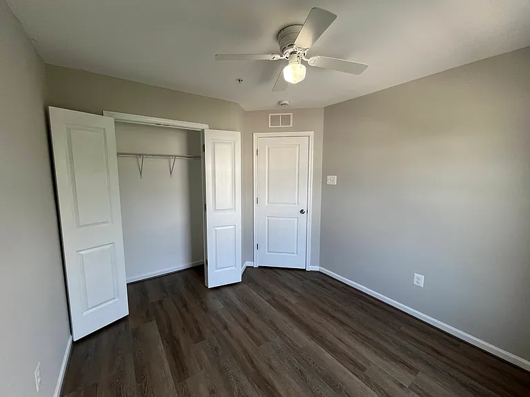 211 Tanner Ln — Photo 8