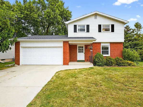 2470 Arcadia Ave, Oshkosh, WI 54904