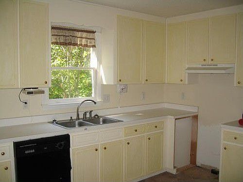 5th image of 419 Hogan Cir