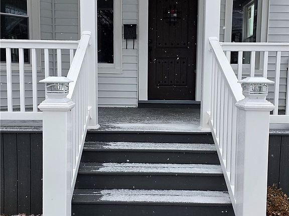 2nd image of 7 Prospect St