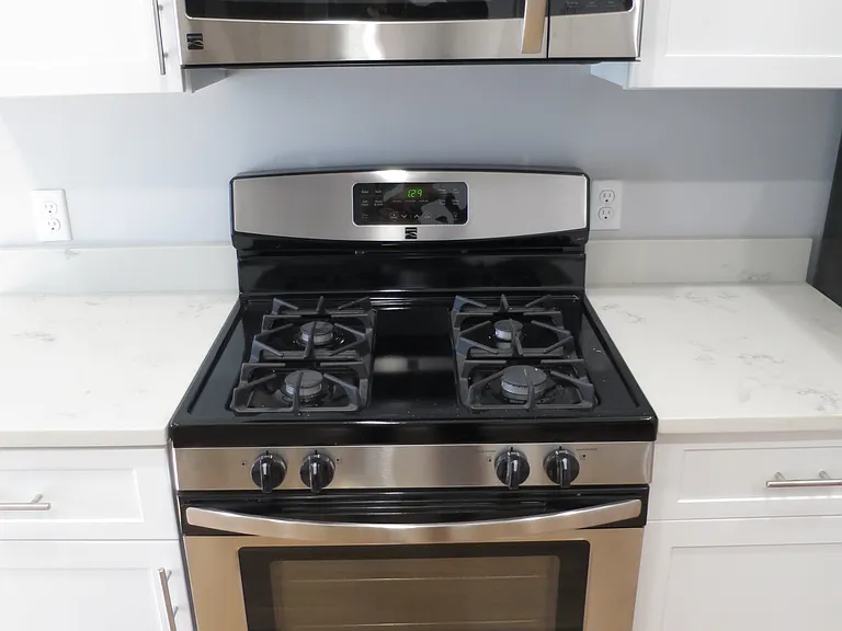 354 Somerville Ave — Photo 2
