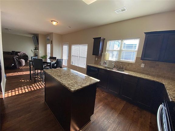 4th image of 1903 Mulberry Glen Way