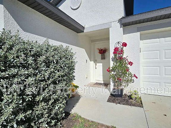 2nd image of 4049 Villa Doria Ct