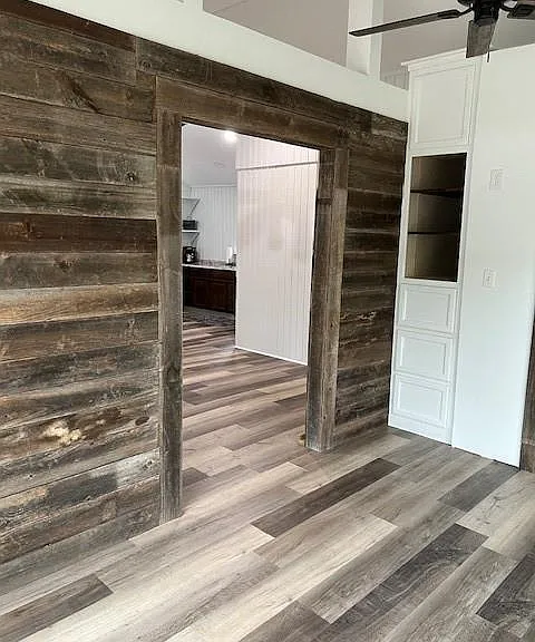 11109 Newton Cir — Photo 12