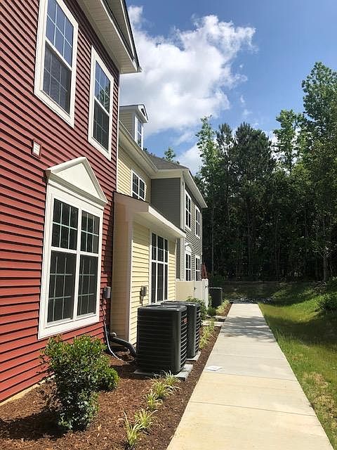 1st image of 1207 Kings Ct
