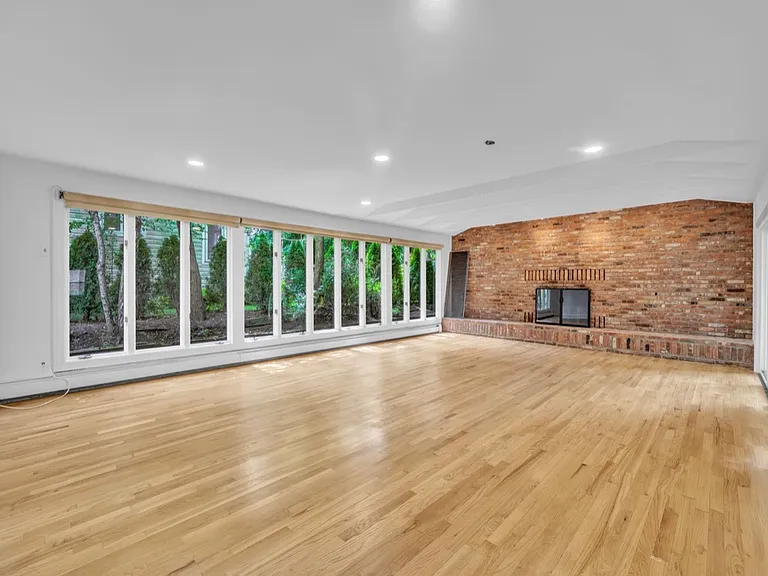 4 Potters Ct — Photo 3