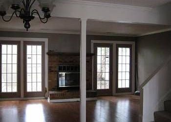 3rd image of 4726 Greenlaw Dr