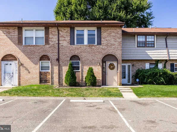 131 La Cascata, Clementon, NJ 08021