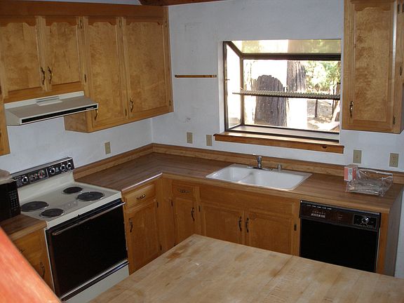 4th image of 2581 Black Oak Cir