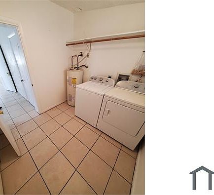 4th image of 1415 E Main St