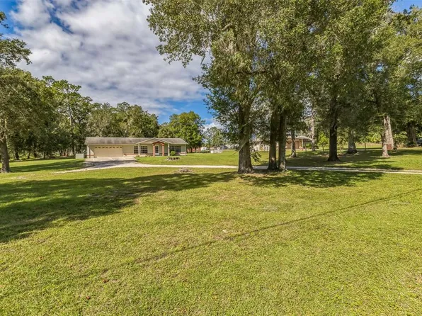24911 County Road 42, Paisley, FL 32767