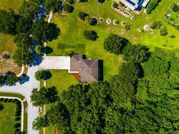 3rd image of 17109 Dillard Ct