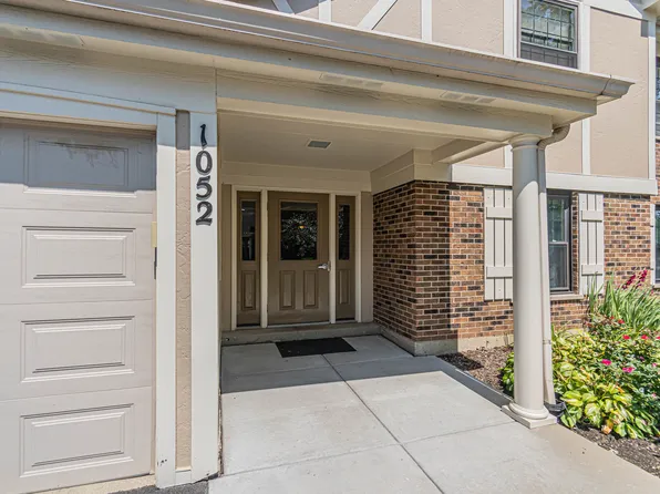 1052 Southbury Ln APT A1, Wheeling, IL 60090