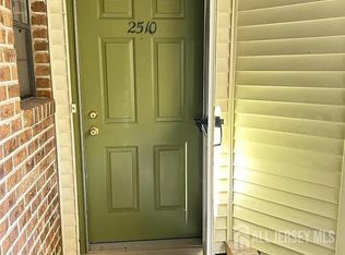 2510 Lighthouse Ln, Parlin, NJ 08859