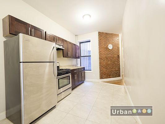 1st image of 748 Franklin Ave APT 3
