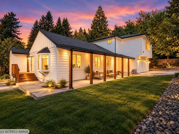 8822 Oak Grove Avenue, Graton, CA 95472